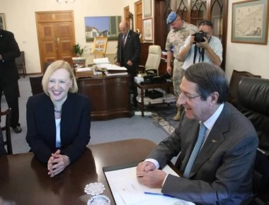 Συνάντηση Σπέχαρ με Αναστασιάδη και Ακιντζί πριν την αναχώρηση για Νέα Υόρκη